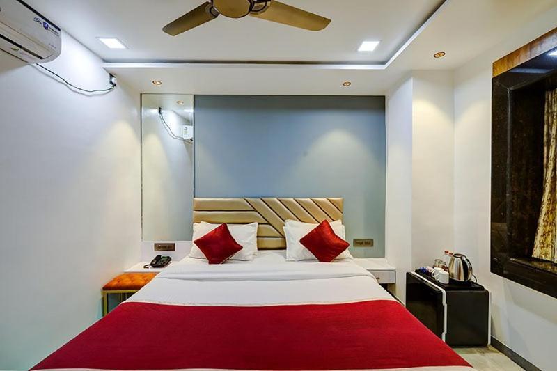 The Leaf Resort Mahābaleshwar Kültér fotó